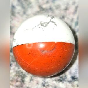 Magnesite/Red Jasper Pokeball